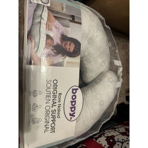 Boppy pillow NEW